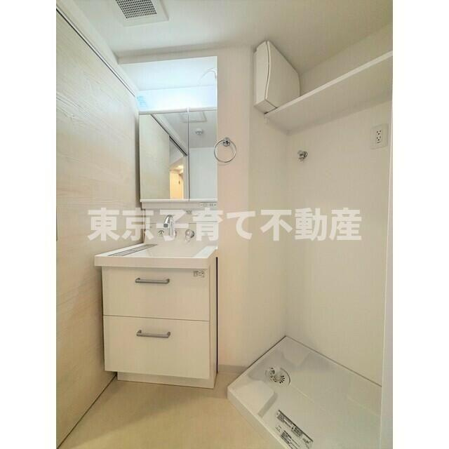 ヴィラクレール文京小石川の独立洗面台