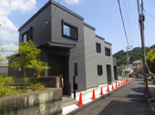 川西市矢問1丁目13の16　新築一戸建ての画像