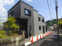 川西市矢問1丁目13の16　新築一戸建ての画像