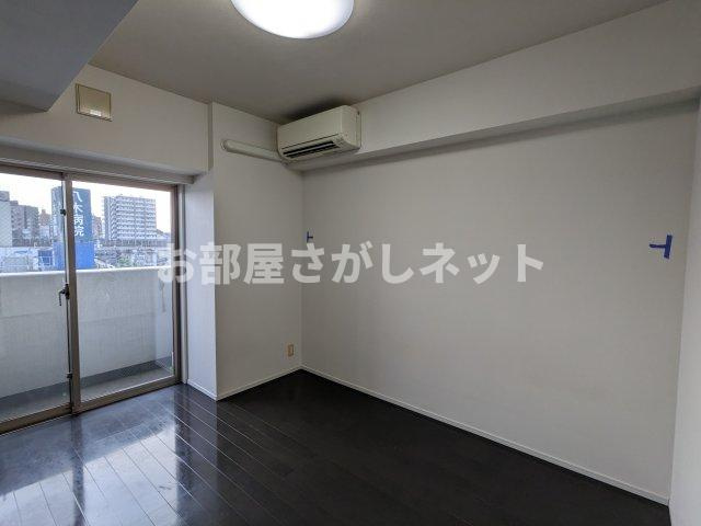 プレミアムキューブ東十条アリアの居間・リビング