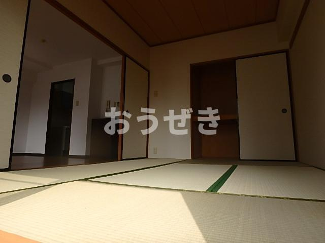 アドリーム横浜初音の和室