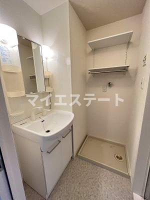 【洗面所】 | ラ・ステュディオ | 別部屋写真