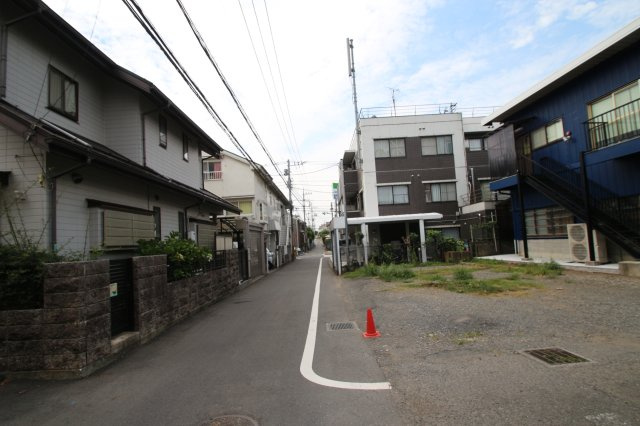 【Livele Garden.S】小平市学園西町３丁目の外観|　コンビニ徒歩1分！スーパー、ドラッグストア、幼稚園徒歩5分圏内！小学校徒歩8分。