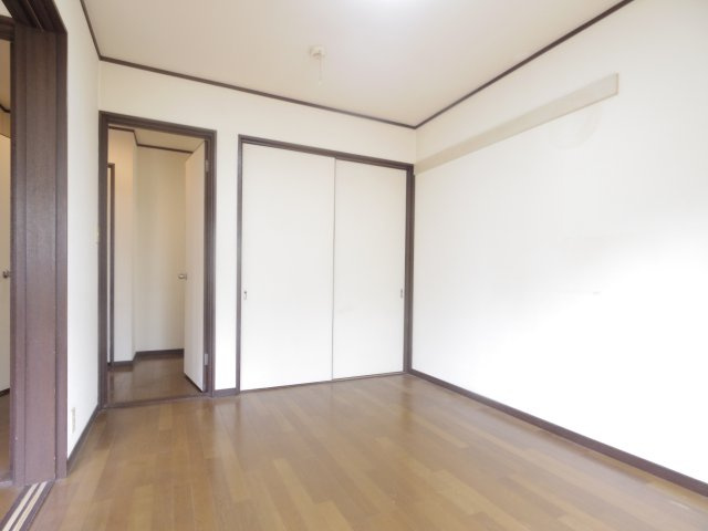 キャピタル岡本の内装