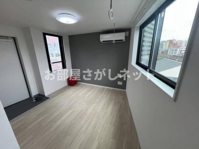 D-STYLE三ノ輪Ⅱ【おとり物件なし】#学生・社会人にオススメ！初期費用分割払いOK！の居間・リビング