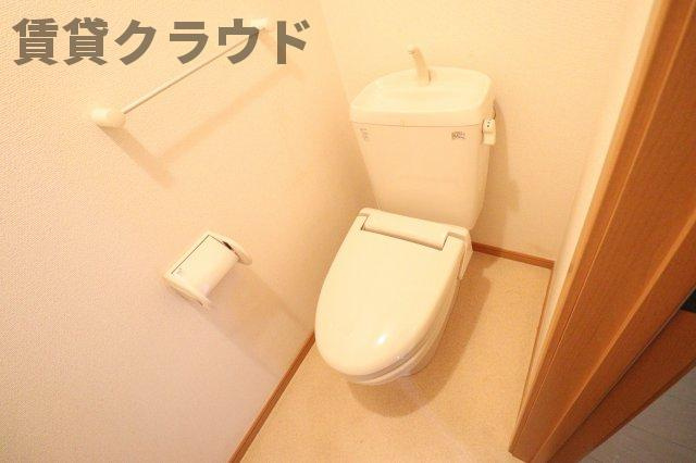 グランシエルⅠのトイレ|シンプルで使いやすいトイレです