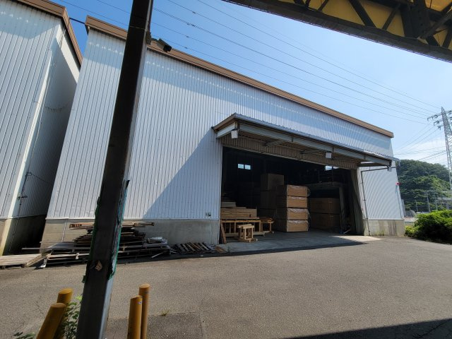 厚木市上古沢の倉庫の収納