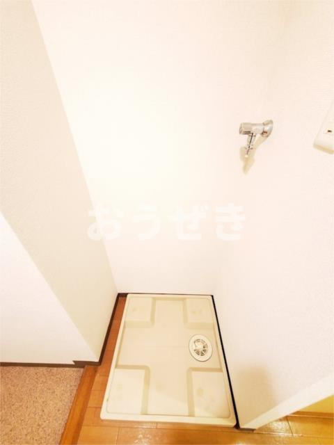 ドミール関内大通の設備|※同仕様参考写真洗濯機置場