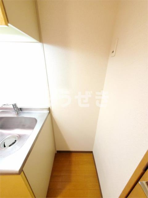 ドミール関内大通のその他|※同仕様参考写真冷蔵庫置き場