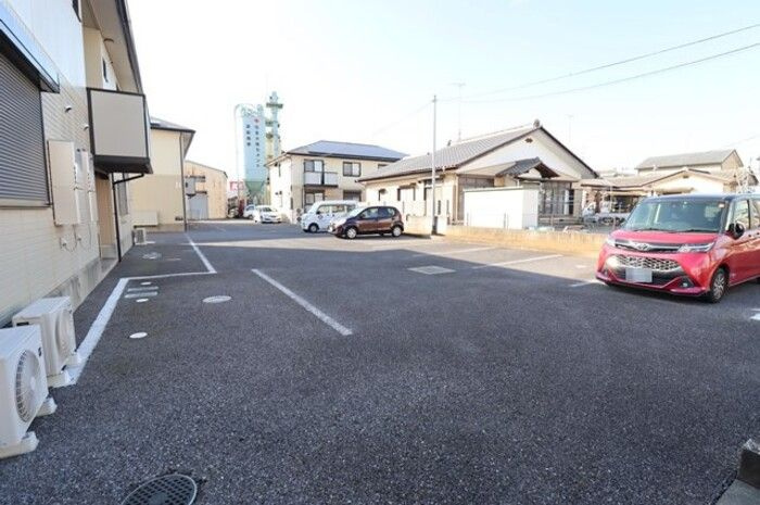 エスコルタ新町　Cの駐車場