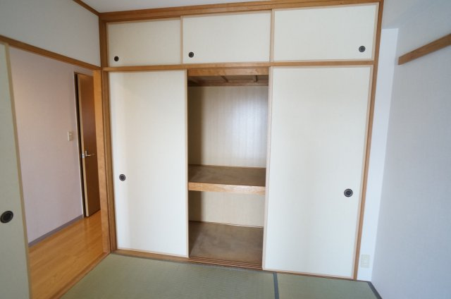 パセオ清荒神２番館の収納|参考、同建物・同間取りの号室