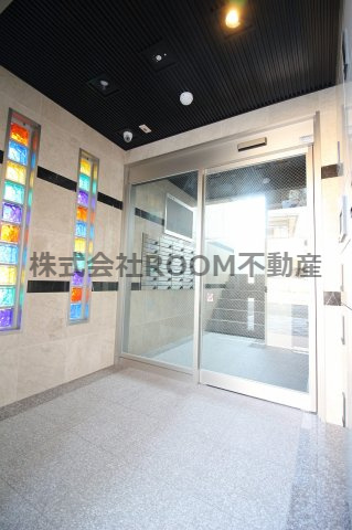 M10.若葉のエントランス|落ち着いたエントランスです