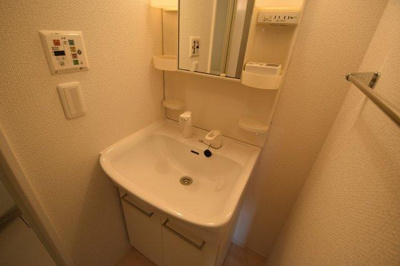 【洗面所】 | セジュールトリニテ　Ａ棟 | 同建物サンプル写真