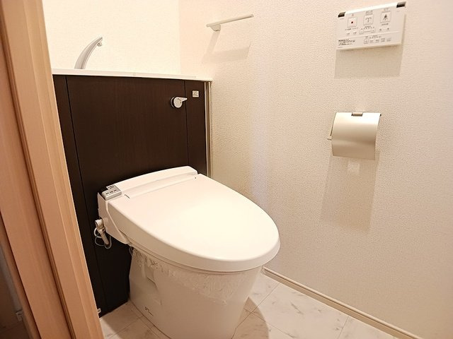 【トイレ】 | グランアウローラⅧ | ゆったりとした空間のトイレです