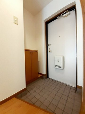 【玄関】 | エテルノ・スクウェア弐番館 | きれいな玄関です