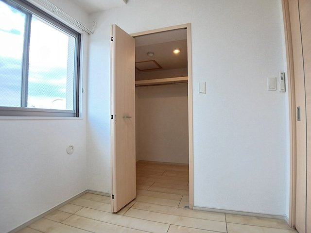 【収納】 | グランアウローラⅧ | 便利な収納スペースです