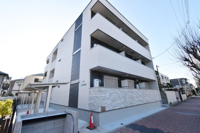 D-5フジパレス南甲子園の外観