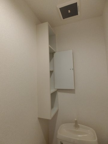 ベル　オーブ　Ｎの収納|イメージ101号室の写真（反転あり）