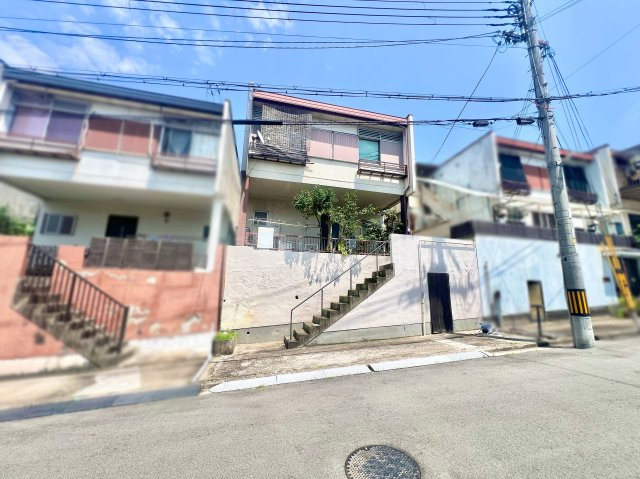 【前面道路含む現地写真】の画像