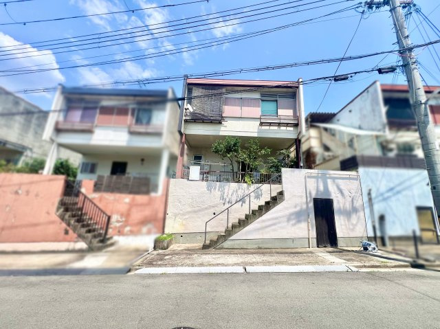 【前面道路含む現地写真】の画像