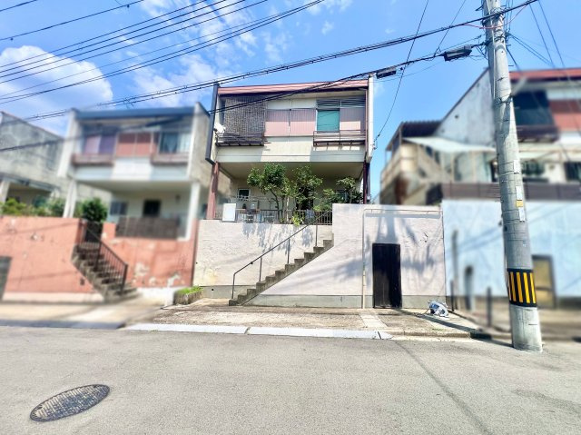 【前面道路含む現地写真】の画像