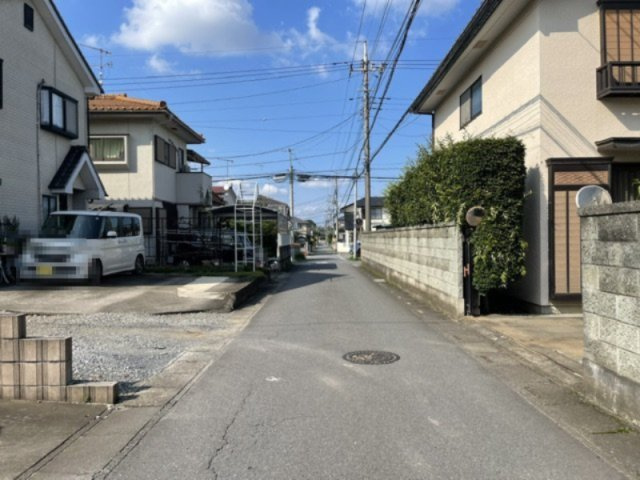 【周辺】 | 深谷市上野台　600万　土地 | 前面道路から続く周辺道路