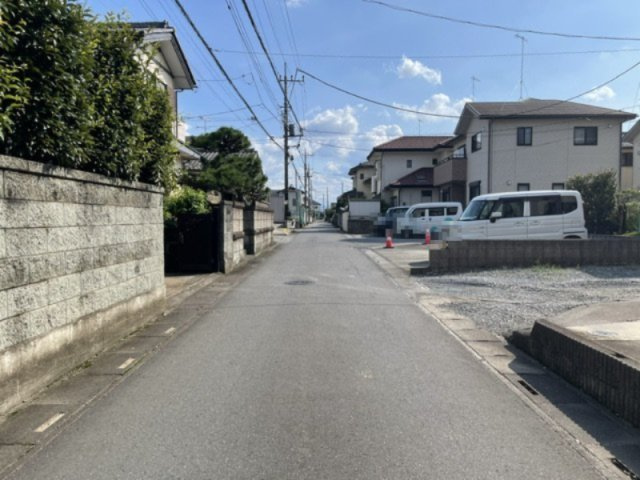 【周辺】 | 深谷市上野台　600万　土地 | 前面道路から続く周辺道路