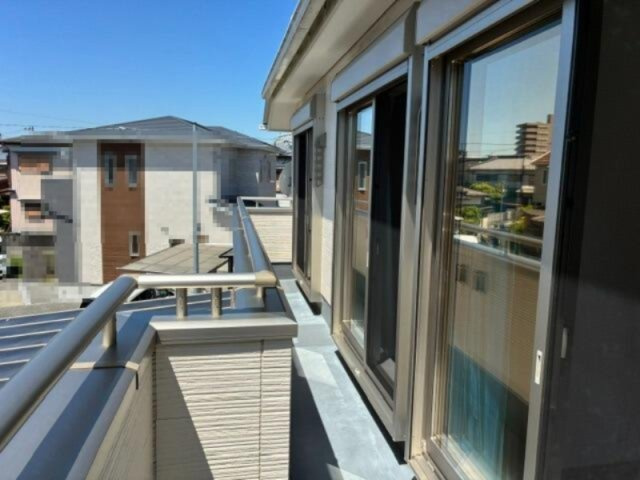 南久万　中古戸建のバルコニー
