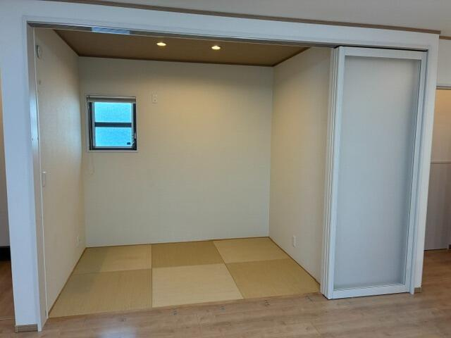 南久万　中古戸建の和室|1F　タタミコーナー　3.0帖