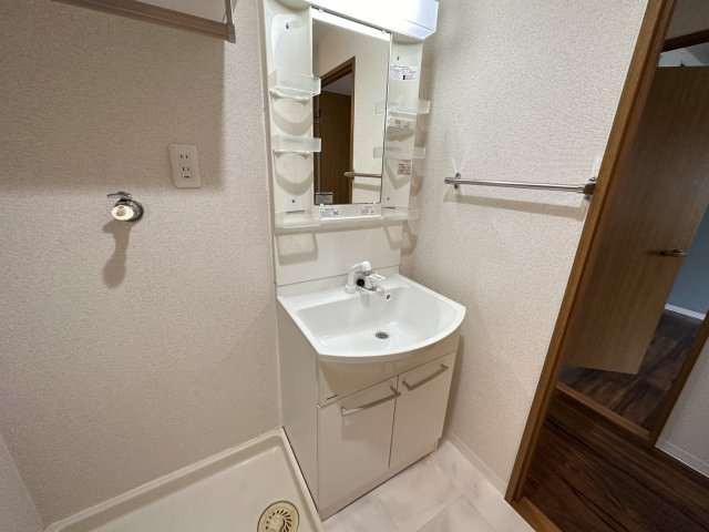雅マンションの独立洗面台|独立洗面化粧台付き