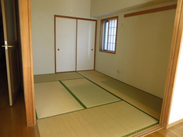 ベルク目黒の寝室