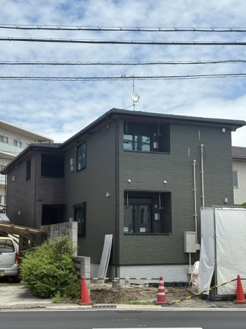 ネオイースト