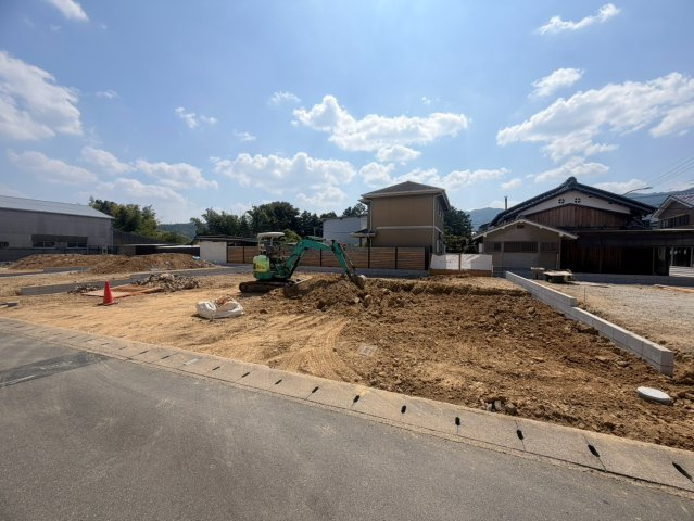 大原野灰方町３号地の駐車場