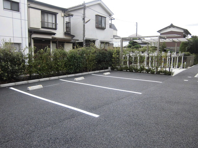 ユーグラシア　Ｂの駐車場|★敷地内駐車場★