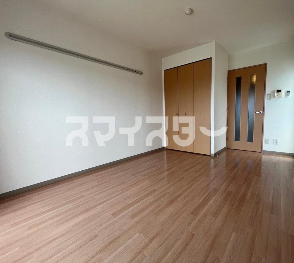 所沢市上新井５丁目の賃貸マンションの寝室