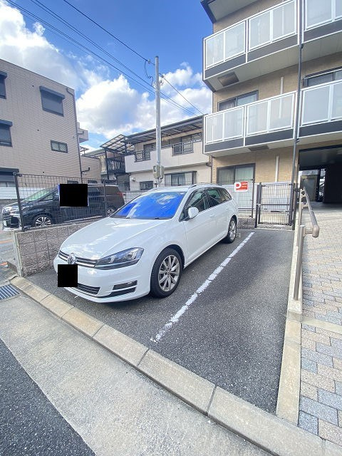 レオパレスタークの駐車場|駐車場完備です