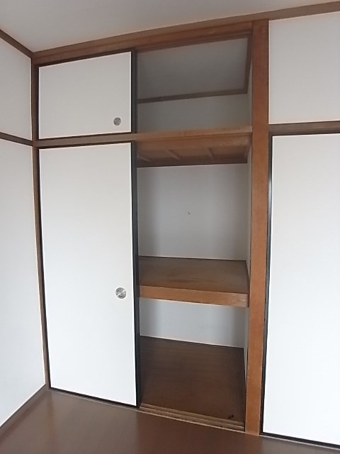ラッフィナート海運町の収納