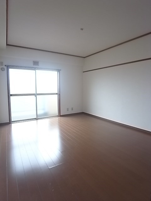 ラッフィナート海運町の寝室