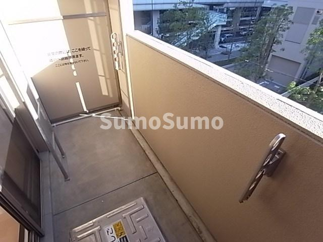 アスヴェル神戸元町海岸通のバルコニー