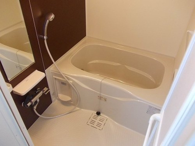 【浴室】 | シエナ | コンパクトで使いやすいお風呂です