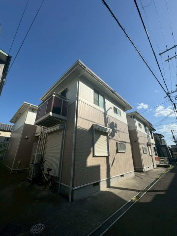 シャルマン前原の外観|外観は落ち着いています
