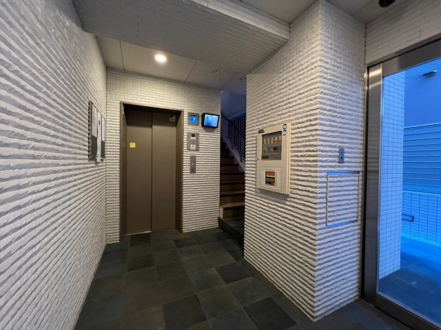 abitare Naniwa Inariのロビー