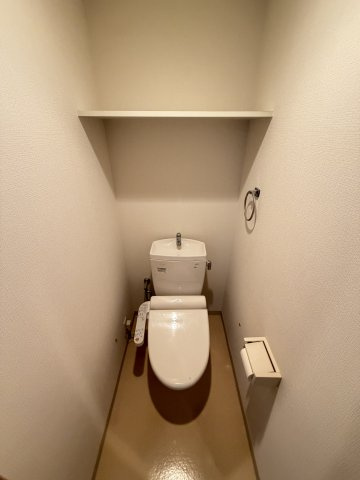 abitare Naniwa Inariのトイレ