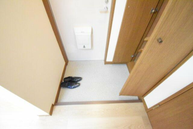 川崎市多摩区登戸のアパートの玄関|同物件別部屋参考写真です。