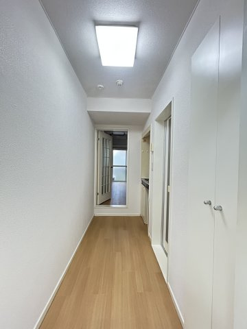 レジデンスKAISEIの玄関