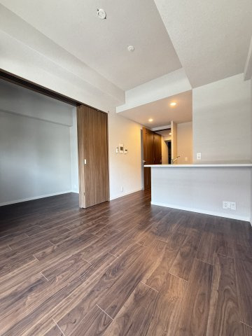S-RESIDENCE阿波座chiaroの居間・リビング