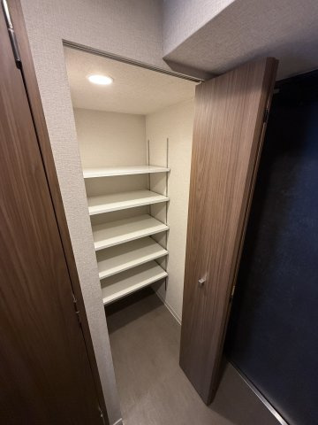 S-RESIDENCE阿波座chiaroの収納