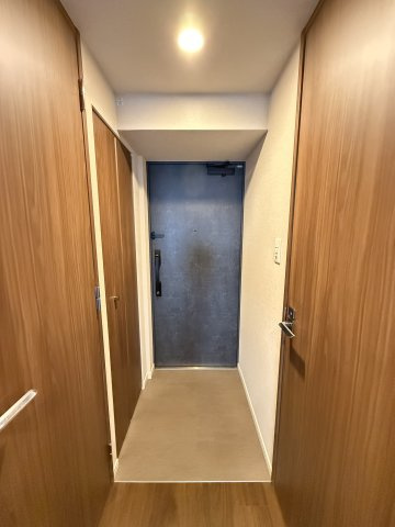 S-RESIDENCE阿波座chiaroの玄関