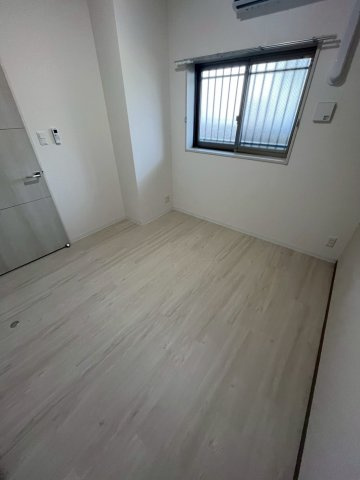 ラヴィベール西宮の寝室