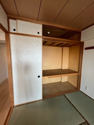 エンゼルハイム仁川北の収納